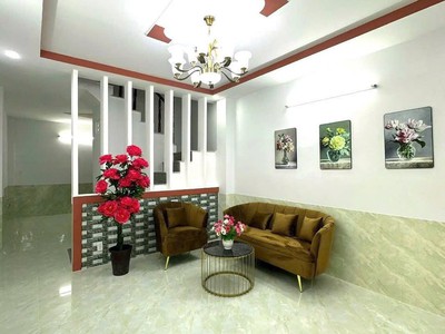 Cần bán nhanh căn nhà còn mới tặng kèm nội thất đẹp của chủ để lại giá 1,6 tỷ 2