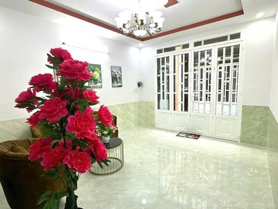 Cần bán nhanh căn nhà còn mới tặng kèm nội thất đẹp của chủ để lại giá 1,6 tỷ 3