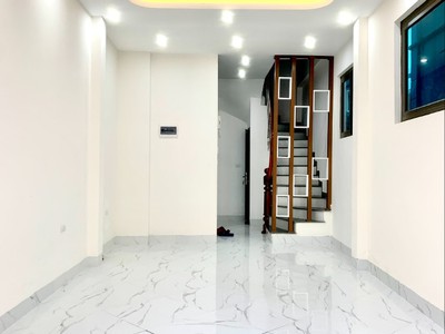 Nhà đẹp an trai, 6 tầng, thang máy, ô tô đỗ cửa, lô góc, kinh doanh tốt 1