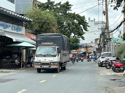 Bán nhà phố hxt nguyên hồng 75m2 ngang 4m tiện kd buôn bán sát phạm văn đồng chỉ 8.8 tỷ. 1