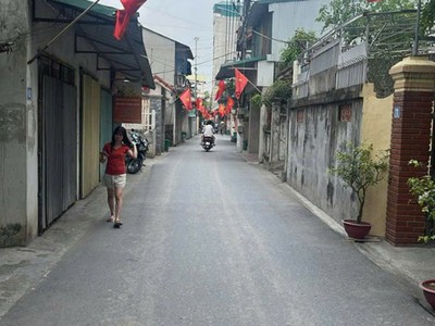 Nhà chính chủ 3 tầng, 3 kiot mặt đường - cách cầu vượt an khánh -đại lộ thăng long 100m 1