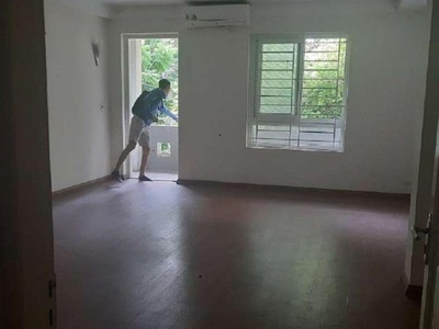 Cho thuê căn nhà ngõ 39 Phố Phạm Tuấn Tài - Dt 70m2 x 5 tầng, Mặt tiền 5m, đường ô tô tránh nhau 0