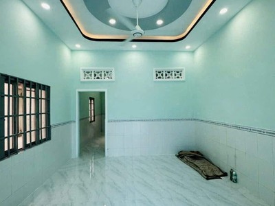 Nhà 2 tầng hxh 5m, gần hutech , khu d ,83m2, 3 pn ,  sổ vuông,dòng tiền 0