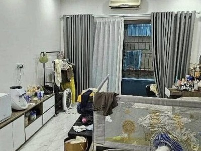 Bán nhà ngõ quỳnh   ngõ thông    4 tầng   40m2 - chỉ 10.5 tỷ 1