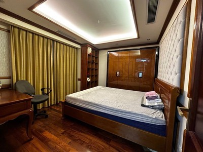 25 tỷ sở hữu penthouse n07 kđt dịch vọng 309m2 nội thất choáng ngợp 3