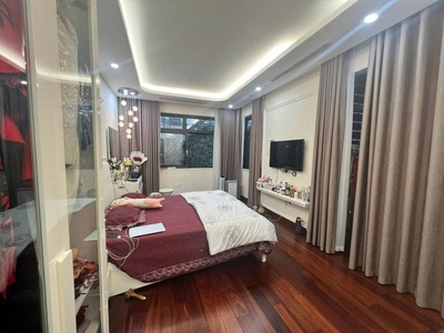 Bán biệt thự làng việt kiều châu âu - lô góc 220m  x 5 tầng - có hầm - giá chỉ 50 tỷ 2