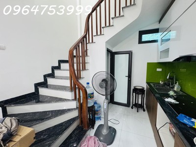  bán nhà đẹp   đại cát   30m  x 5 tầng   chủ giảm giá chào còn 6.15 tỷ  3