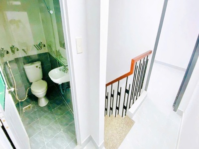 Bán nhà hẻm xe hơi cách mạng tháng tám, quận 10, 3.8 x 11 m, giá 8.9 tỷ 2