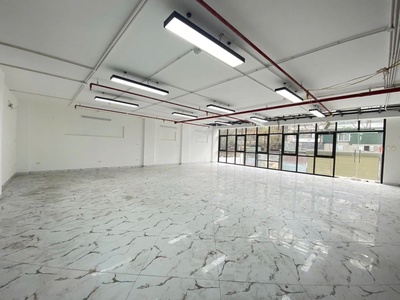 Bán tòa nhà mặt phố - view hồ ba mẫu - 183m  x 10t thang máy- vỉa hè rộng - giá 115 tỷ 1