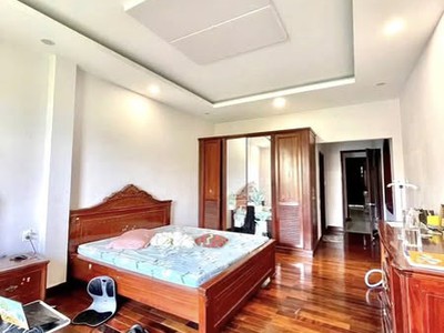 Bán nhà gần chợ cây quéo - p.5 - bt - 113m2  5x22  - 3 pn - chỉ 7.3 tỷ 2