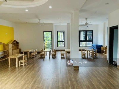 Bán nhà trần quốc hoàn - 98m mt 9m ô tô tránh vỉa hè kinh doanh vp nhà đẹp dân xây 3