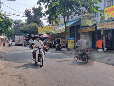 Bán gấp toà nhà mặt tiền 6 tầng 6x40 240m  - giá cực ngộp bank - chỉ 19 tỷ 990 0