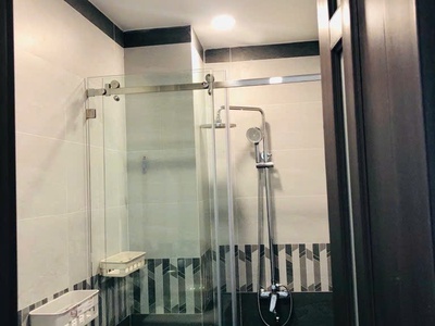 Bán nhà gần mặt tiền nguyễn thái sơn 4 tầng nhà đẹp ở ngay chỉ 6.x tỷ 2