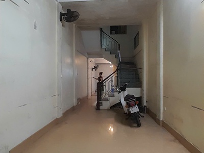 Cho thuê nhà riêng trong ngõ cực nông Lương Khánh Thiện , Ngô Quyền . Ô tô đỗ cửa 1