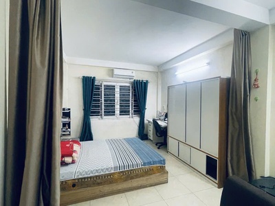 Bán nhà hoàng quốc việt, trung tâm cầu giấy, 2 thoáng, gần ôtô, 38m, 5 tầng, giá 7,8 tỷ 2