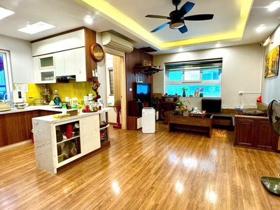 Hơn 3 tỷ có ngay căn GÓC hoa hậu 3pn,bc hướng Đông 81m2 trong toà HH02C  5 toà mới 0
