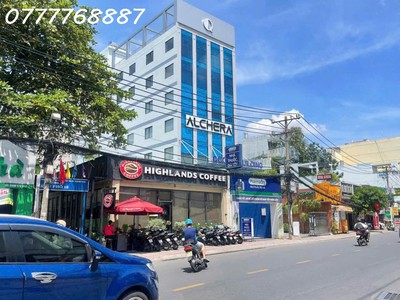 Góc 2 mt nguyễn xí 2 chiều, kế bên vincom đang cho hight land thuê 0