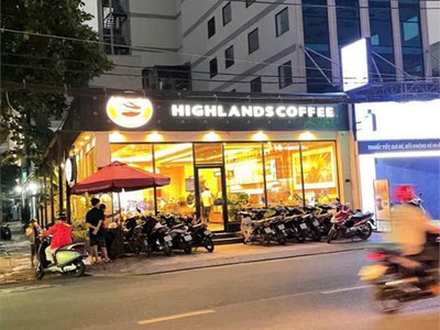 Góc 2 mt nguyễn xí 2 chiều, kế bên vincom đang cho hight land thuê 1