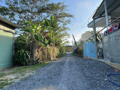 Đất ngộp tt đức hòa 65m2 đường 5m, 880tr chốt 1