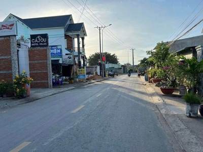 Đất ngộp tt đức hòa 65m2 đường 5m, 880tr chốt 3