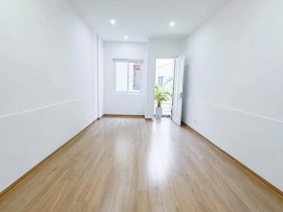 Bán gấp nhà đẹp khương đình 33m2 x 5 tầng - ngõ rộng, thoáng - giá nhỉnh 6 tỷ 0