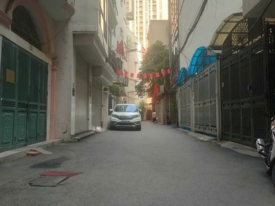 Bán nhà hoàng quốc việt, phân lô, ôtô vào nhà, dân xấy 5 tầng, 68m2 nhỉnh 15 tỷ 3