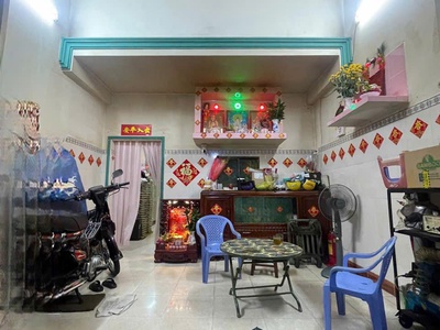 Bán nhà 3 tầng giáp quận 5 , ngay kdc hiện hữu, giá 5,65 tỷ 0