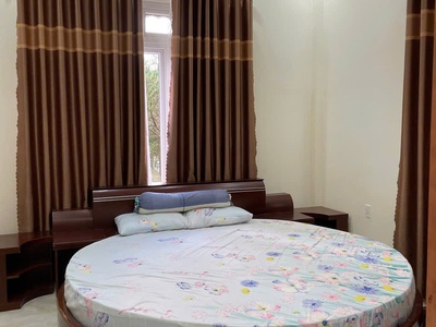 Cho thuê villa sân vườn 5 phòng toạ lạc rừng thông phường 8 đà lạt giá 25tr 3