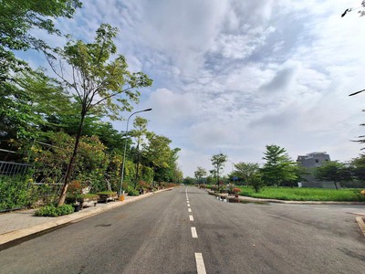 Một lô duy nhất 80m2 trong kdc gia long, giá 5.3 tỷ 2