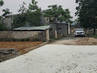 Bán lô đất gần trục chính đồi sen đường thông ôtô mt rộng 102m nhỉnh 30tr 1