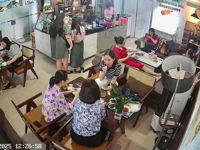 Chính chủ cần sang quán cafe lô góc 2 mặt tiền   khu bách khoa   đại cồ việt 2