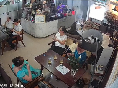 Chính chủ cần sang quán cafe lô góc 2 mặt tiền   khu bách khoa   đại cồ việt 3
