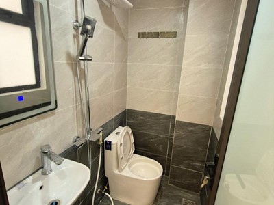 Bán nhà tây sơn, đống đa, lô góc, ngõ ô tô tránh 18m2, 4 tầng, mt 4.5m, chỉ 5.6 tỷ 2