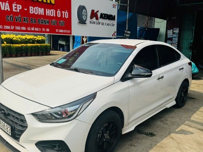 Chính chủ Cần bán xe 4 chỗ đẹp 7