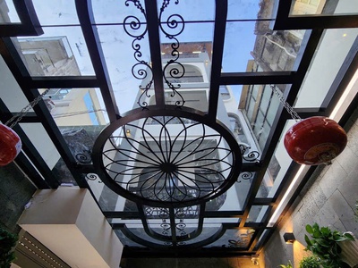 Bán Nhà Đường Lê Thánh Tôn Quận 1.DT:4,9x17m.Giá 25,9 tỷ 1