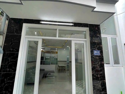 Bán nhà hẻm sổ riêng, TT Nhà Bè - DT: 4.5m x 11m - Giá bán: 3 Tỷ 950 triệu 0
