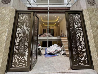 Ngã tư LÒ ĐÚC 70m2 mặt tiền 5m Kinh Doanh, ô tô chui vào nhà 3