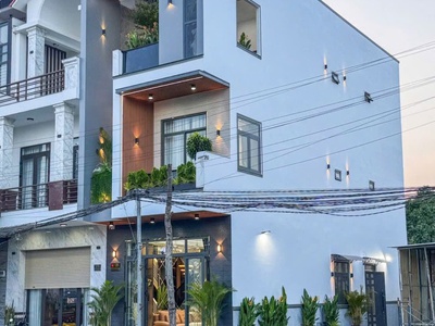 Nhà mới 100, diện tích 5x30, sổ hồng riêng, giá 2 tỷ 950   Thủ Dầu Một, Bình Dương 1