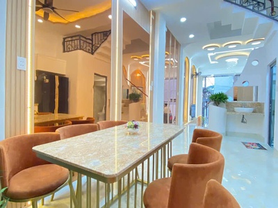 Bán Nhà MT Bình Chánh, 1 Triệt 2 Lầu, 76M  GIÁ 3Tỷ,Sổ Hồng Riêng 2