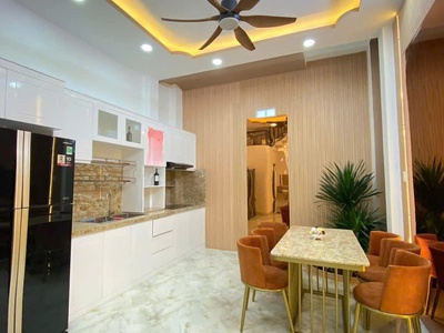 Bán Nhà MT Bình Chánh, 1 Triệt 2 Lầu, 76M  GIÁ 3Tỷ,Sổ Hồng Riêng 3