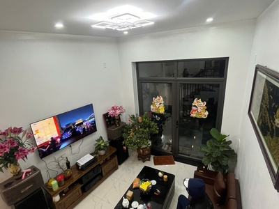  Hot  Bán nhà 3 tầng mới tinh phường đông vệ   còn thơm mùi sơn  2