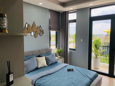 Bán nhà mặt tiền 2 tầng, sổ hồng riêng 1