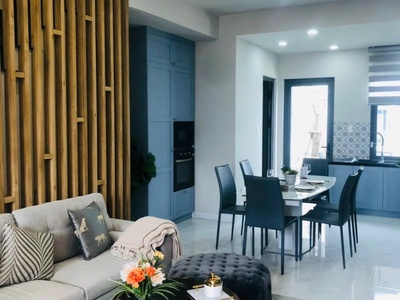 Bán nhà mặt tiền 2 tầng, sổ hồng riêng 3