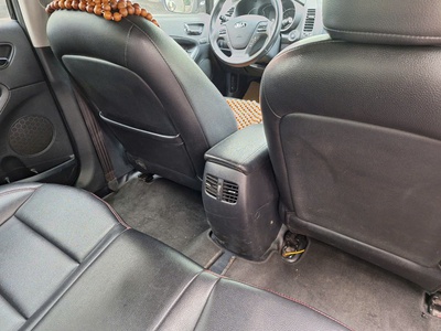 Chính chủ bán Kia K3 2015 full tự động 2.0 AT 9
