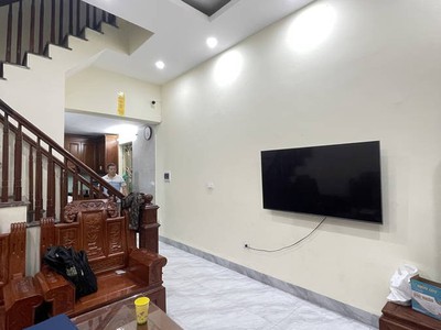 Bán nhà cổ nhuế - từ liêm- thang máy   lô góc, bê tông chắc chắn ở ngay nhỉnh 7 tỷ 0