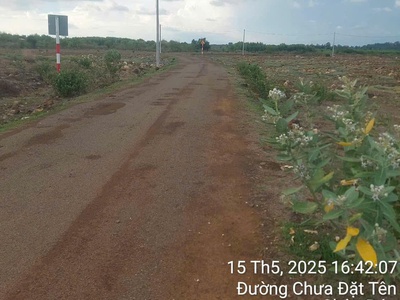 Chủ cần bán nhanh lô đất trong tuần - giá đầu tư  - diện tích: 1 sào  1000m2 - giá bán: 700triệu 0