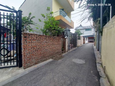 Rất cần bán 59m2, đất. mt4m, 5.55 tỷ, đông anh, ô tô, gần phố. 3