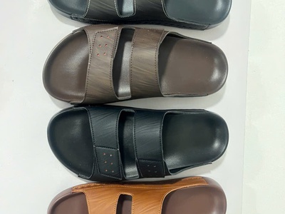 Xưởng Giày Quốc Định chuyển sx dép nam xuất khẩu 0