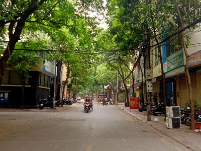 Bán nhà mặt phố, quận cầu giấy, 60m, 5t, vỉa hè, kd sầm uất, nhỉnh 22 tỷ 1