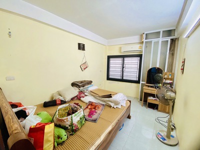 Nhà đẹp-cạnh hồ hạ đình-khương đình-ô tô-nội thất 47m-4 tầng giá 6,8 tỷ 0
